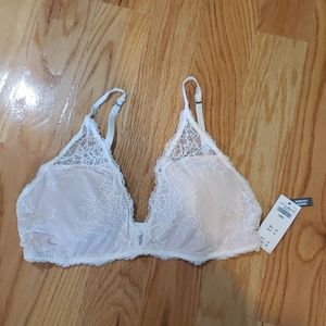 NWT Abercrombie & Fitch Lace bralette